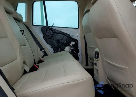 2010 Volkswagen Tiguan S from USA, damaged, VIN WVGAV7AX6AW531904